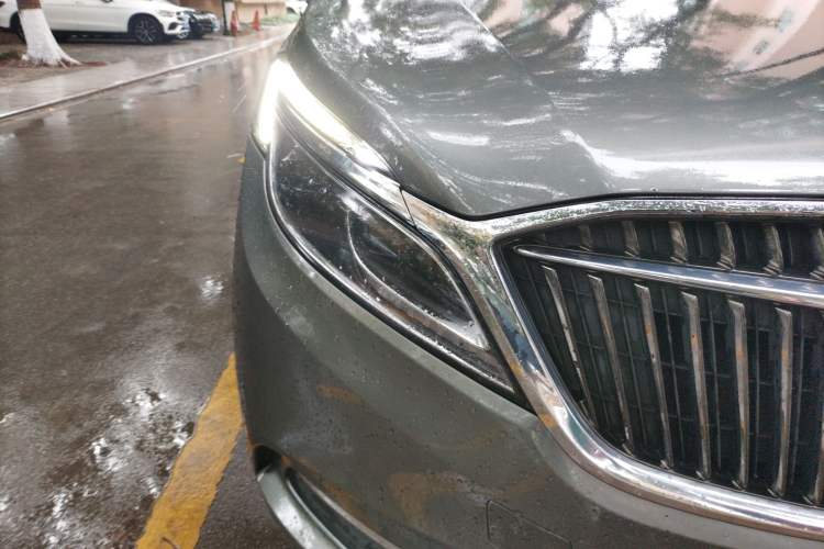 Used Buick GL8 2017 ES 28T Luxury Model China V Standard
