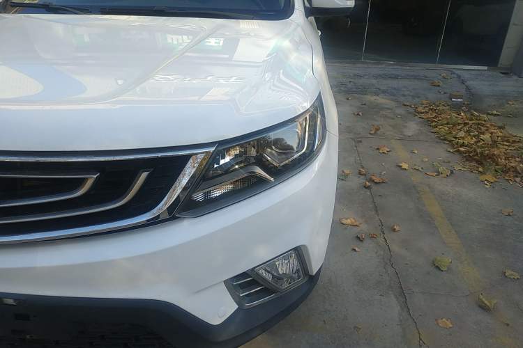 Used Geely Auto Vision X6 2016 1.8L Manual Luxury Edition
