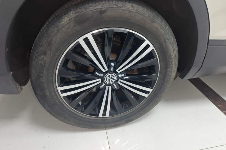 Used Volkswagen Tiguan L 2018 Revised Version 330TSI Automatic Two-Wheel Drive Trendy Edition