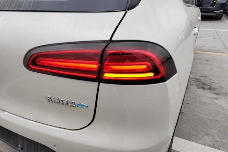 Used Wuling Bingo PLUS 2024 330 km Range Five-Seater Version