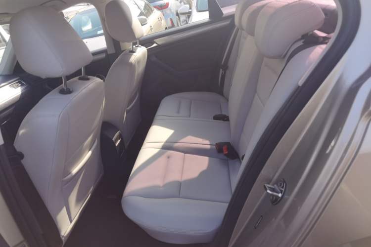 Used Volkswagen Bora 2018 1.5L Automatic Fashion Model
