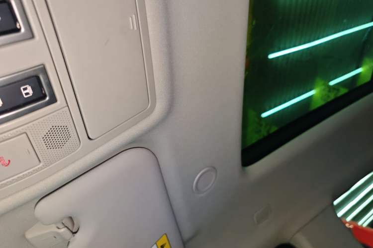 Used Land Rover Range Rover Evoque 2022 Range Rover L 249 PS R-Dynamic HSE Luxury Edition
