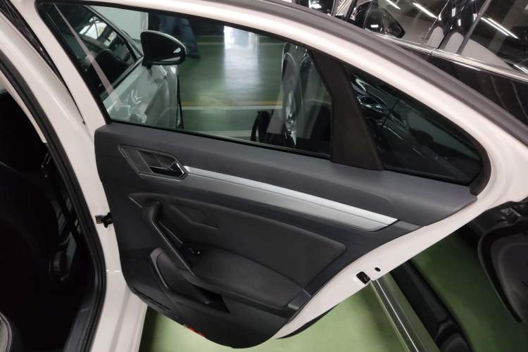 Used Volkswagen Lamando 2021 230TSI DSG Fashion Edition
