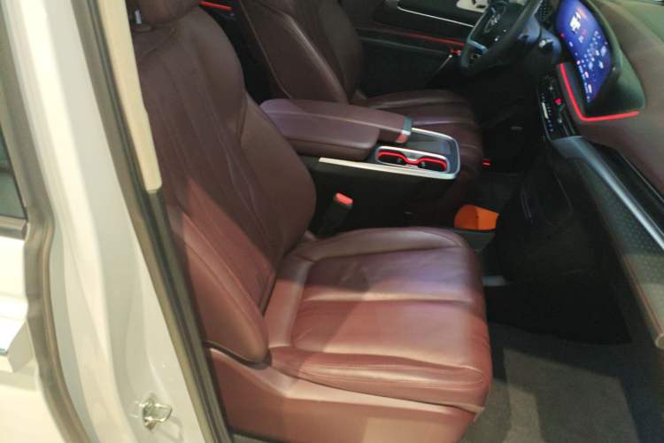 Used Buick Century 2023 2.0T Six-Seater Yinshi Edition