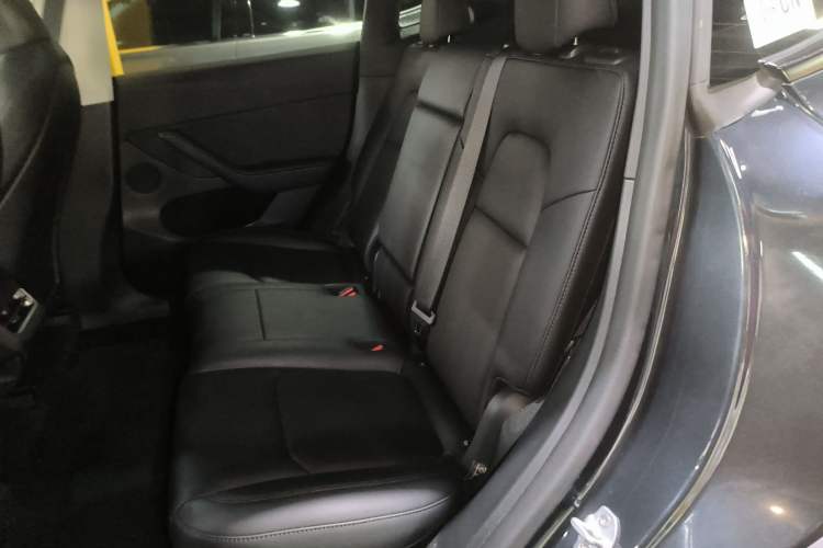 Used Tesla Model Y 2024 Rear-Wheel-Drive Version
