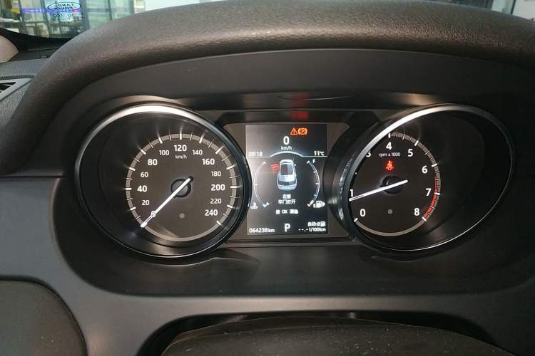 Used Land Rover Discovery Sport 2017 2.0T SE
