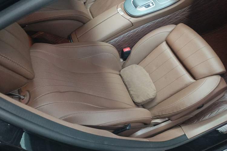 Used Mercedes-Benz E-Class 2023 Facelift E 260 L