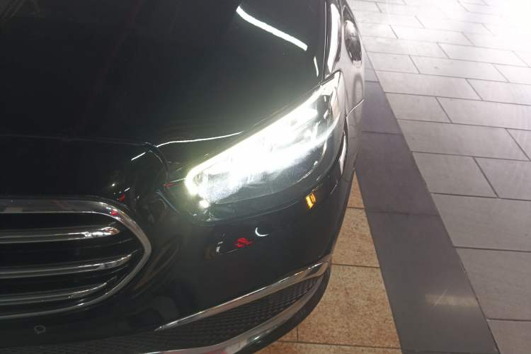 Used Mercedes-Benz E-Class 2021 E 260 L
