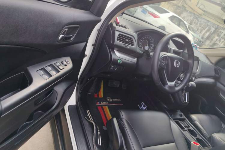 Used Honda CR-V 2016 2.0L Two-Wheel Drive Classic Edition
