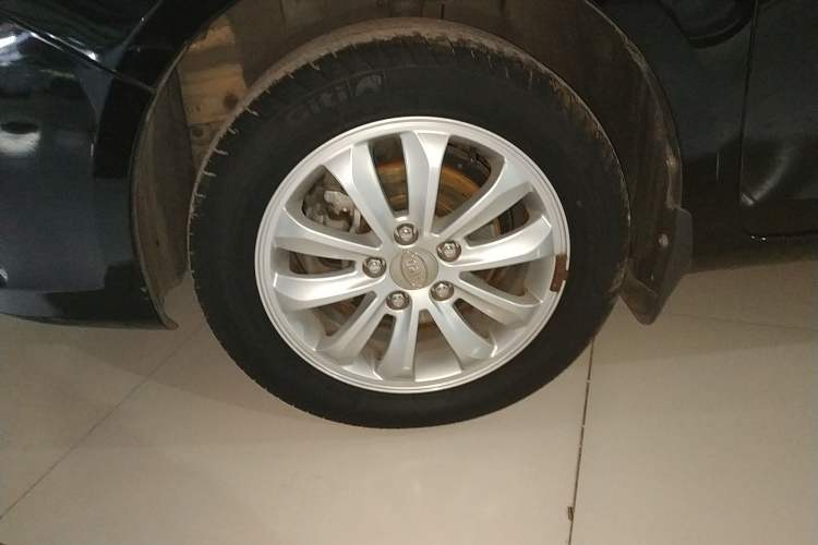 Used BYD Surui 2012 1.5L Manual Luxury Version
