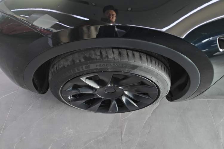 Used Tesla Model Y 2022 Revised Version Long-Range All-Wheel Drive
