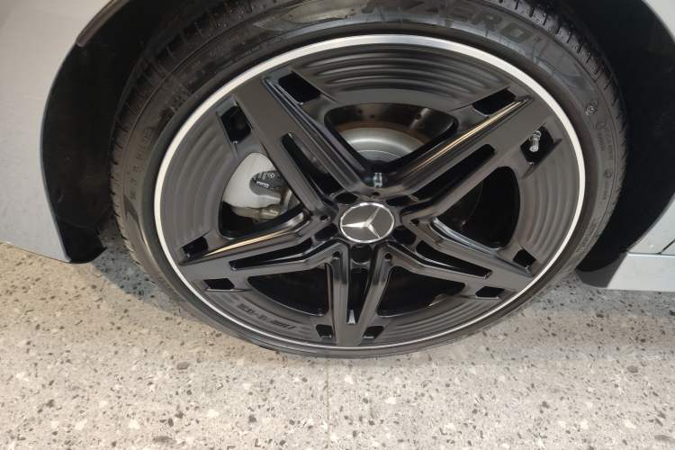 Used Mercedes-Benz A-AMG 2024 Facelift AMG A 35 L 4MATIC