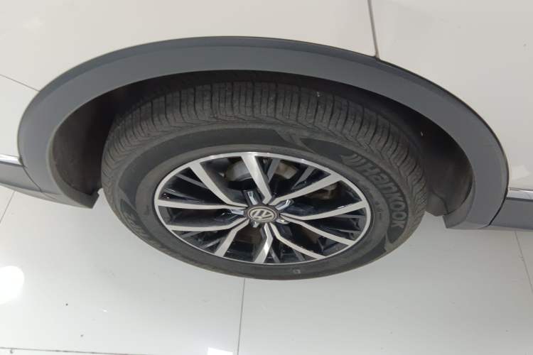 Used Volkswagen Tiguan L 2018 280TSI Automatic Two-Wheel Drive Comfort Edition