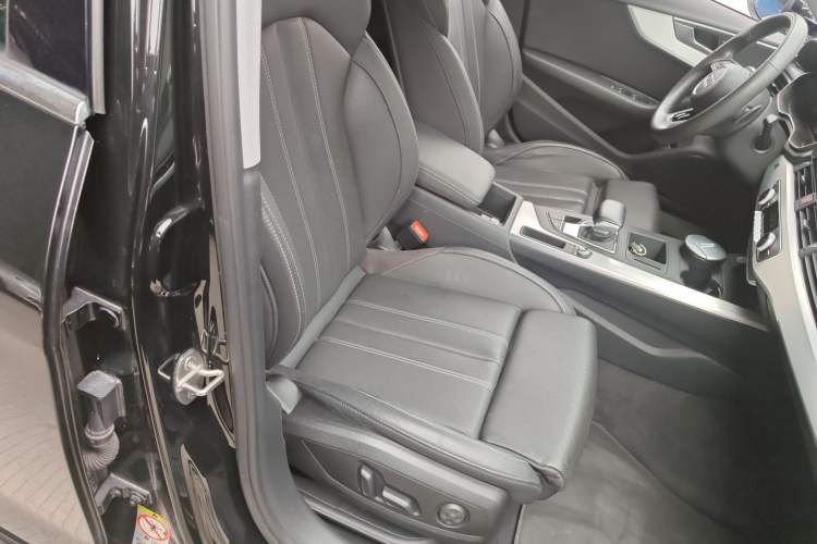 Used Audi A4L 2020 40 TFSI Fashion Dynamic Model
