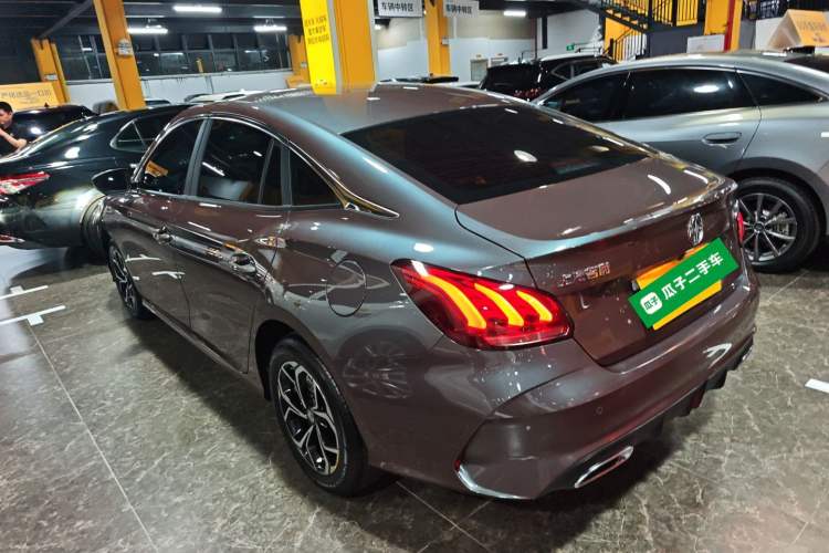 Used MG 5 2023 180 DVVT CVT Luxury Edition
