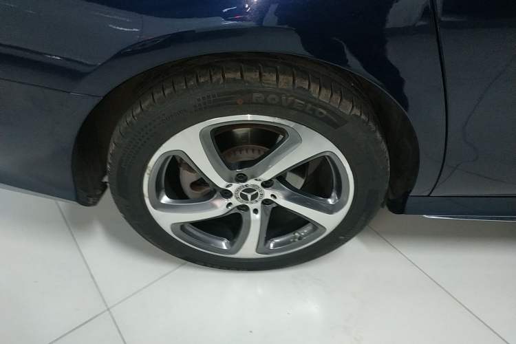 Used Mercedes-Benz E-Class 2019 Restyled E 300 L Sporty and Stylish Edition