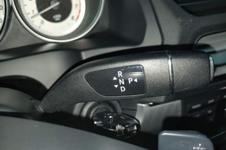 Used Mercedes-Benz E-Class (Import) 2014 E 200 Coupe