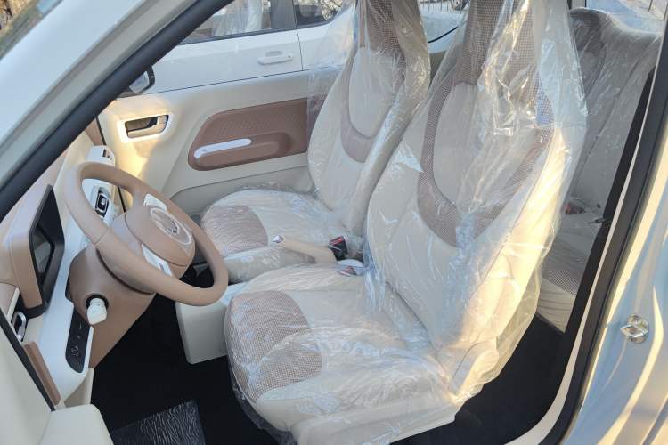 Used Wuling Hongguang MINIEV 2024 3rd Generation 215km Youth Edition