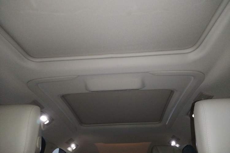 Used Buick GL8 2023 ES Lu Zun Luxury Model
