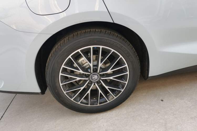 Used BYD Qin L 2024 DM-i 120KM Excellence Model
