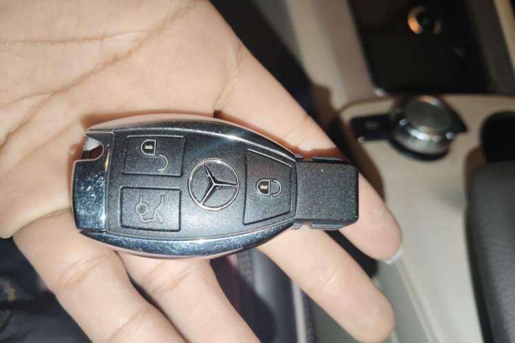 Used Mercedes-Benz GLK-Class 2015 GLK 300 4MATIC Fashion Edition Ultimate Version