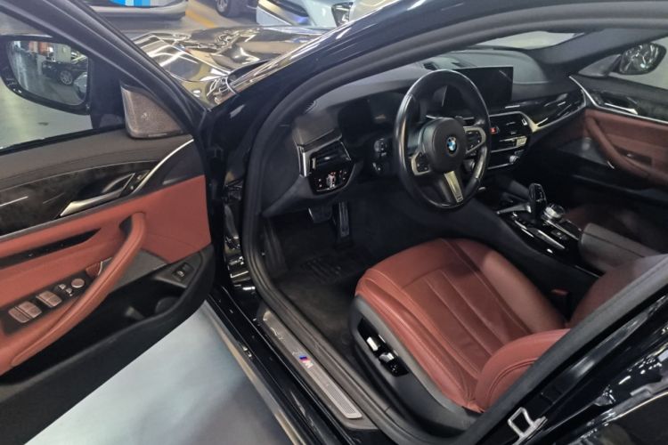 Used BMW 5 Series 2019 530Li Luxury Edition M Sport Package