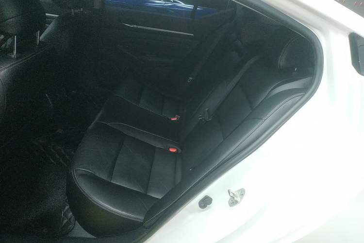 Used Nissan Teana 2019 2.0L XL Upper SmartDrive Version
