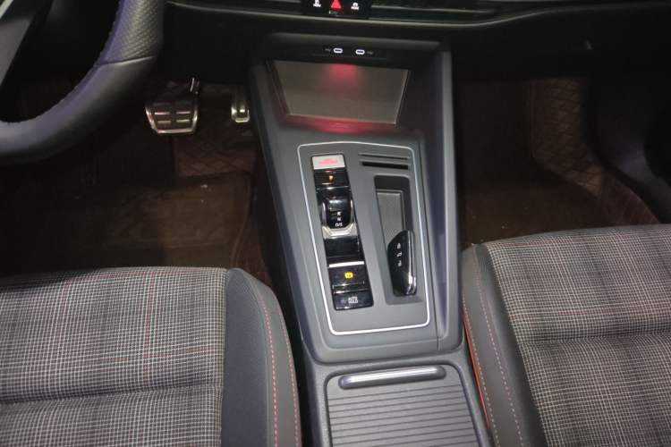 Used Volkswagen Golf GTI 2023 380TSI DSG GTI
