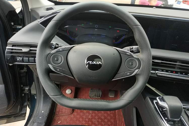 Used Dongfeng Aeolus Huge 2024 Mach Power 1.5T Luxury Model
