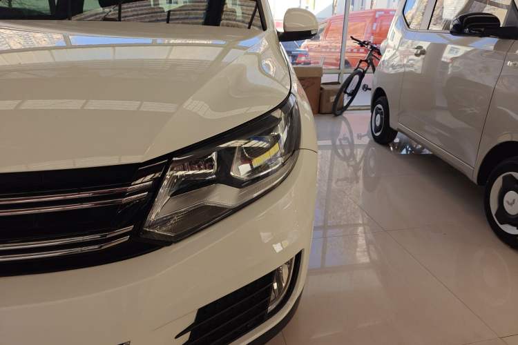 Used Volkswagen Tiguan 2016 300TSI Automatic All-Wheel Drive Luxury Edition
