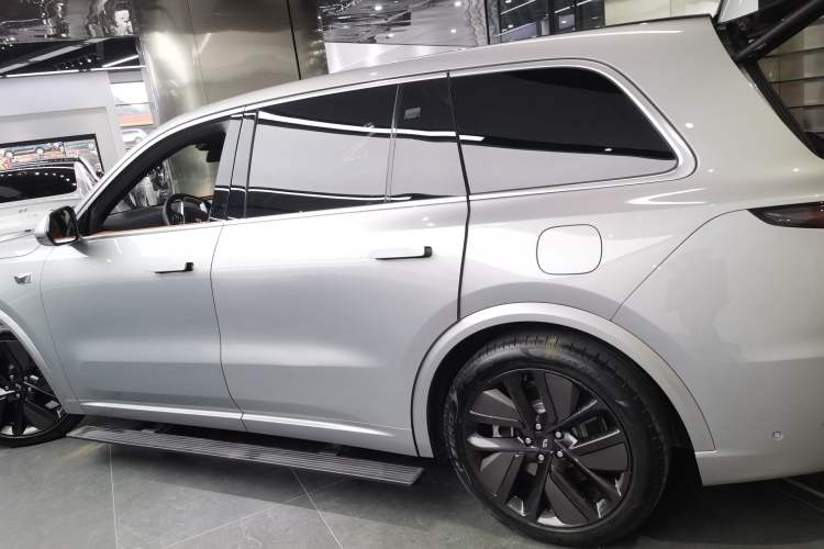 Used Li Auto L9 2022 Max model
