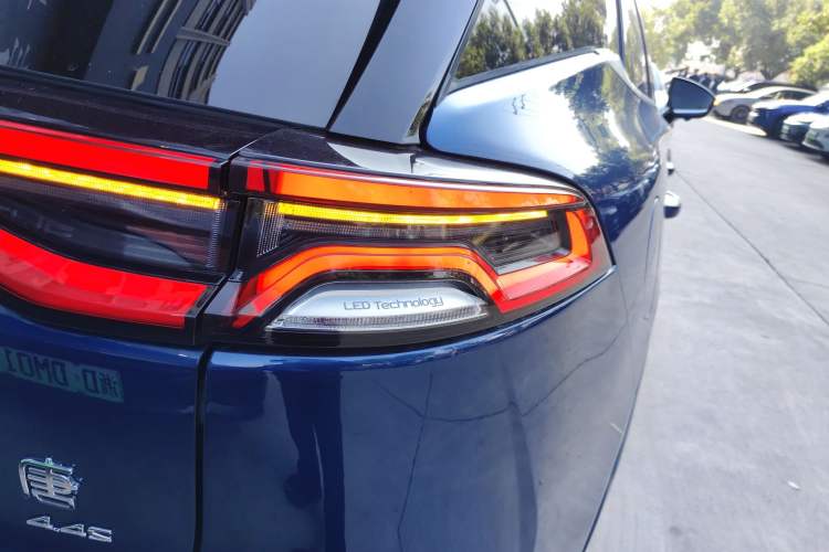 Used BYD Tang New Energy 2022 EV 635 km All-Wheel-Drive Flagship Model
