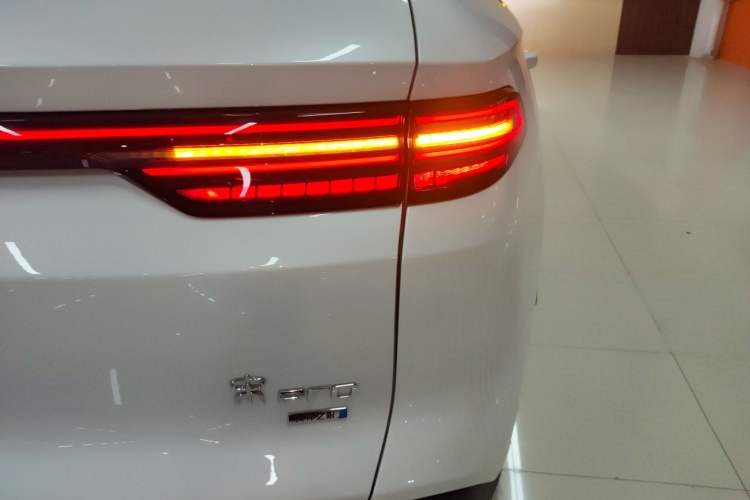 Used BYD Song Pro New Energy 2025 2nd Generation Intelligent Driving Version DM-i 75KM Leading Edition
