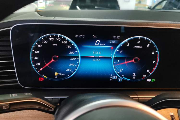 Used Mercedes-Benz GLE 2020 Facelifted GLE 350 4MATIC Luxury Edition
