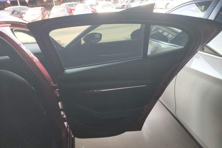 Used Mazda Mazda 3 Axela 2020 2.0L Automatic ZhiXuan Edition
