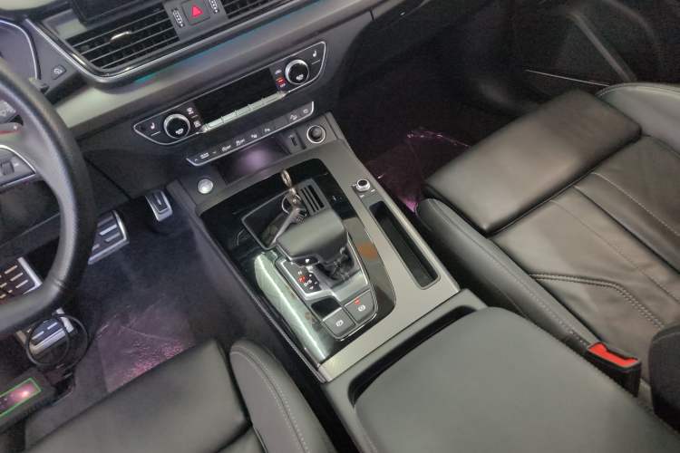 Used Audi Q5L 2022 45T Luxury Dynamic Model