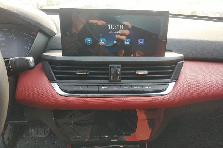 Used Dongfeng Aeolus Yixuan 2021 230T Automatic Zuiying Knight Edition