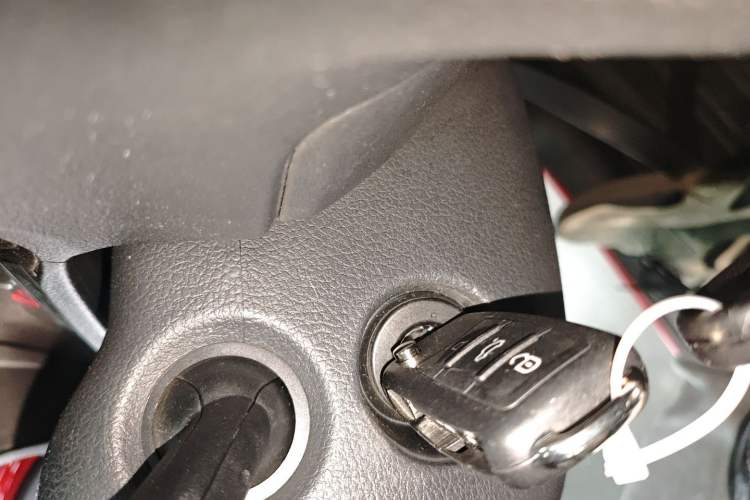 Used Volkswagen Polo 2016 1.6L Automatic Comfort Model