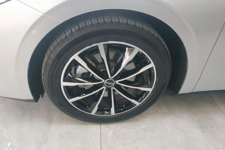 Used Roewe D7 2025 DMH 125km World Champion Excellence Edition