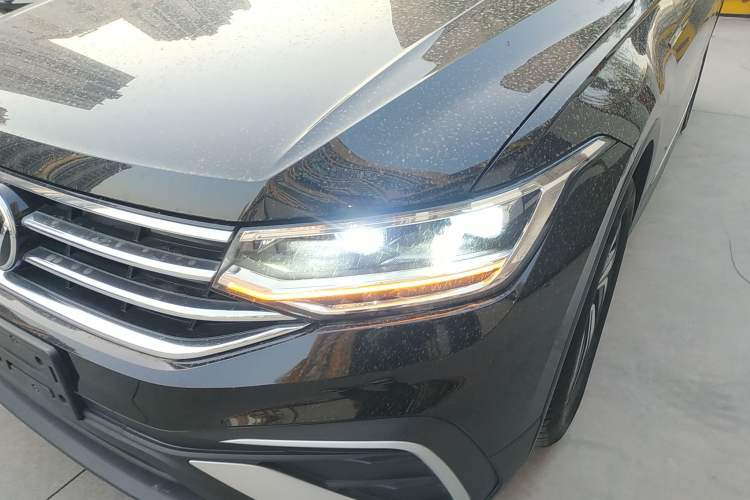 Used Volkswagen Tiguan L 2022 330TSI Automatic Two-Wheel Drive Smart Edition
