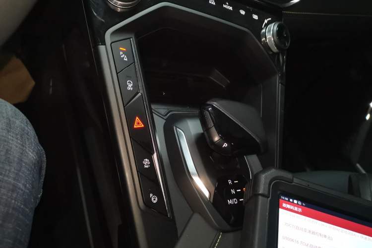 Used Lynk & Co 06 2023 Remix 1.5T Dynamic Halo
