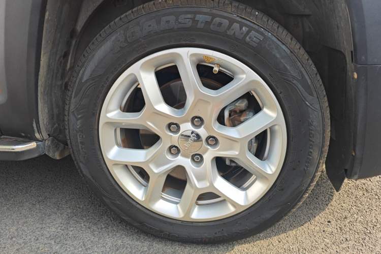 Used  Renegade 2018 Connected Large Screen Version 180T Automatic High-Energy Edition