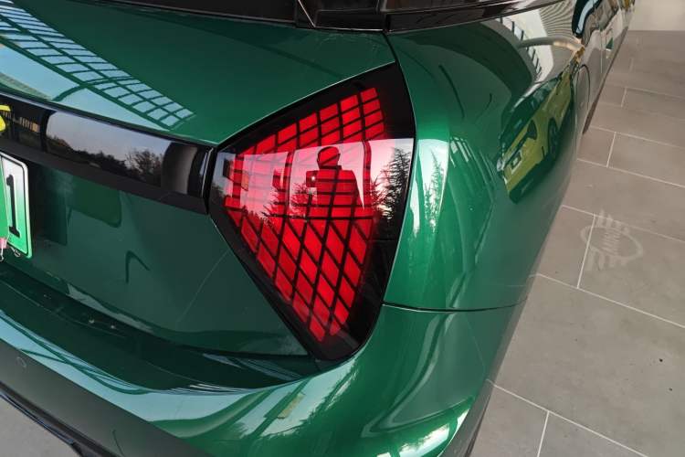 Used  Electric MINI COOPER 2024 452km COOPER SE Racing Driver
