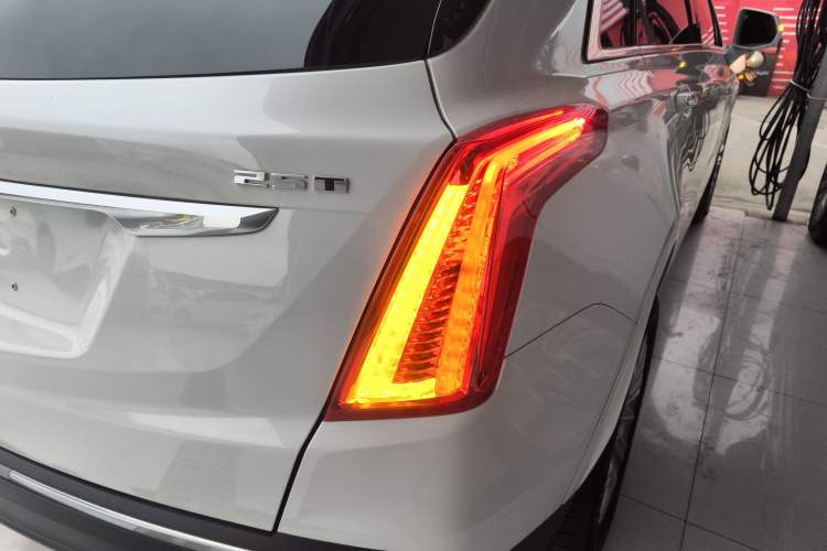 Used Cadillac XT5 2018 25T Tech Model
