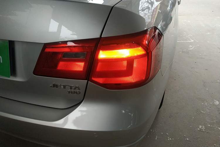 Used Volkswagen Jetta 2015 Value Edition 1.6L Automatic Comfort Version
