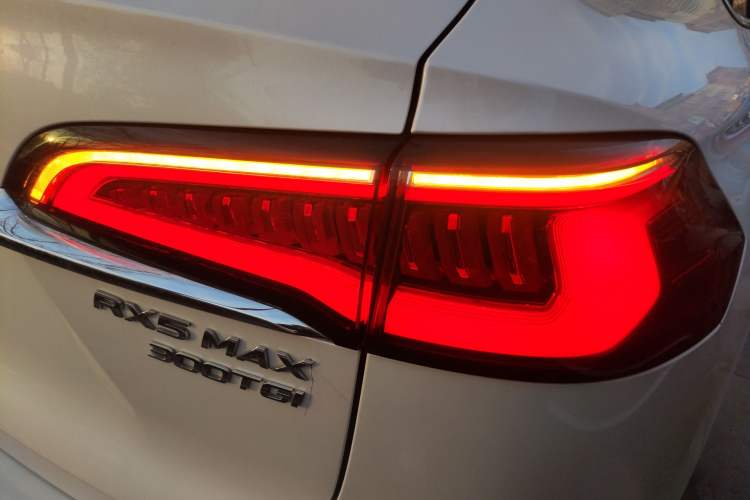 Used Roewe RX5 MAX 2019 300TGI Automatic 4G Connect Luxury Edition
