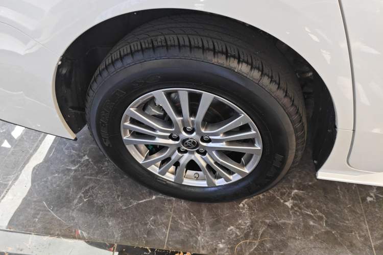 Used Toyota Sienna 2021 2.5L Hybrid Comfort Edition
