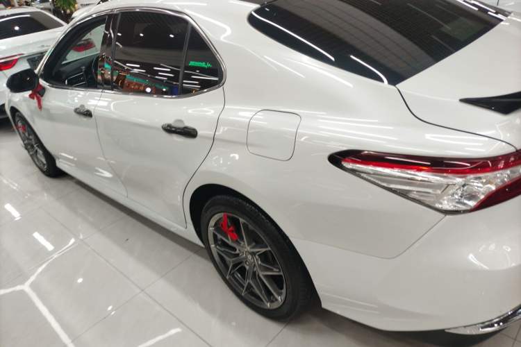 Used Toyota Camry 2018 2.5G Luxury Edition
