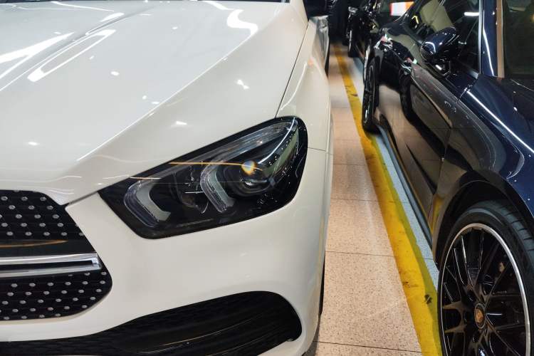 Used Mercedes-Benz GLE Coupe 2020 GLE 350 4MATIC Coupe SUV Luxury Model
