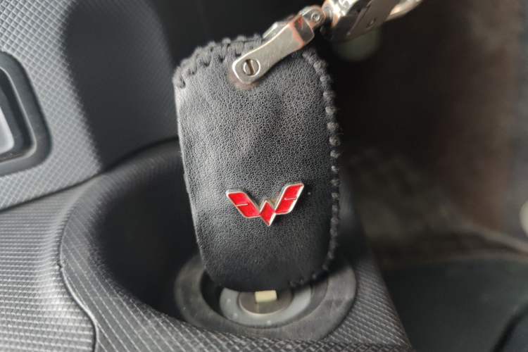 Used Wuling Hongguang MINIEV 2021 Macaron Fashion Model Lithium Iron Phosphate